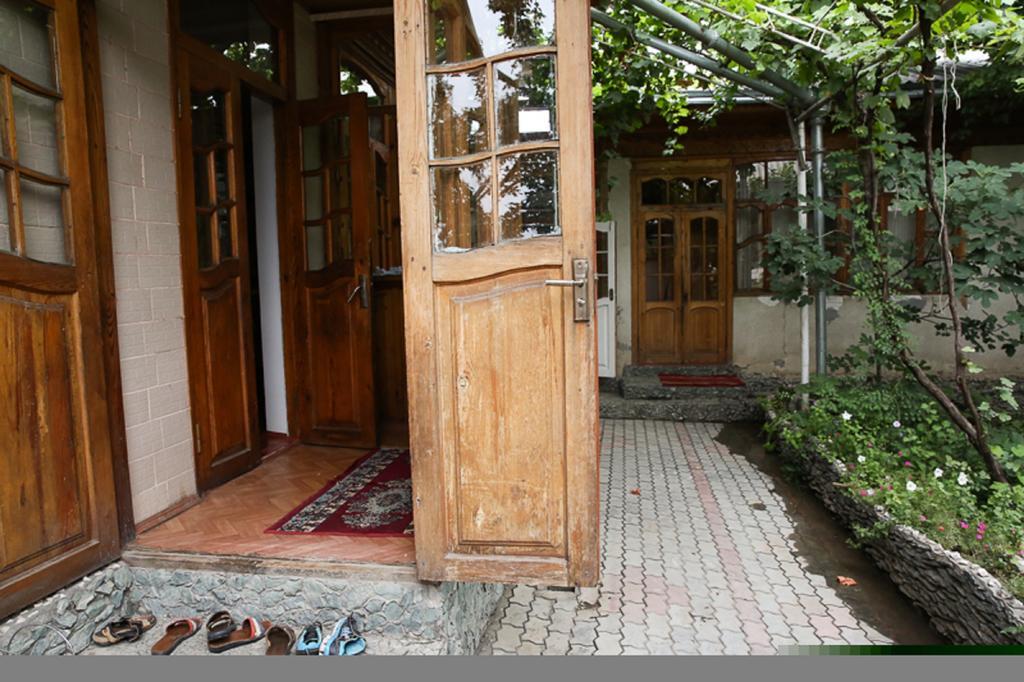 Lovely Home For You Osh Εξωτερικό φωτογραφία