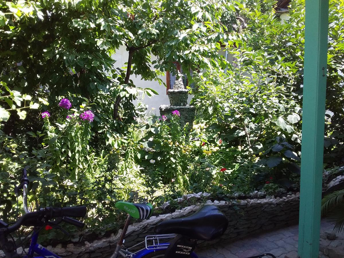Lovely Home For You Osh Εξωτερικό φωτογραφία